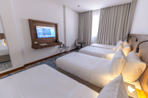 Cheap hotel near Jeddah Airport: 920020425